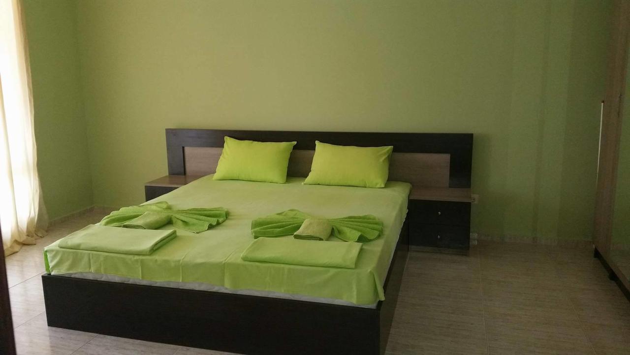 St. Sofia Apartments - Official Rental ซันนีบีช ภายนอก รูปภาพ