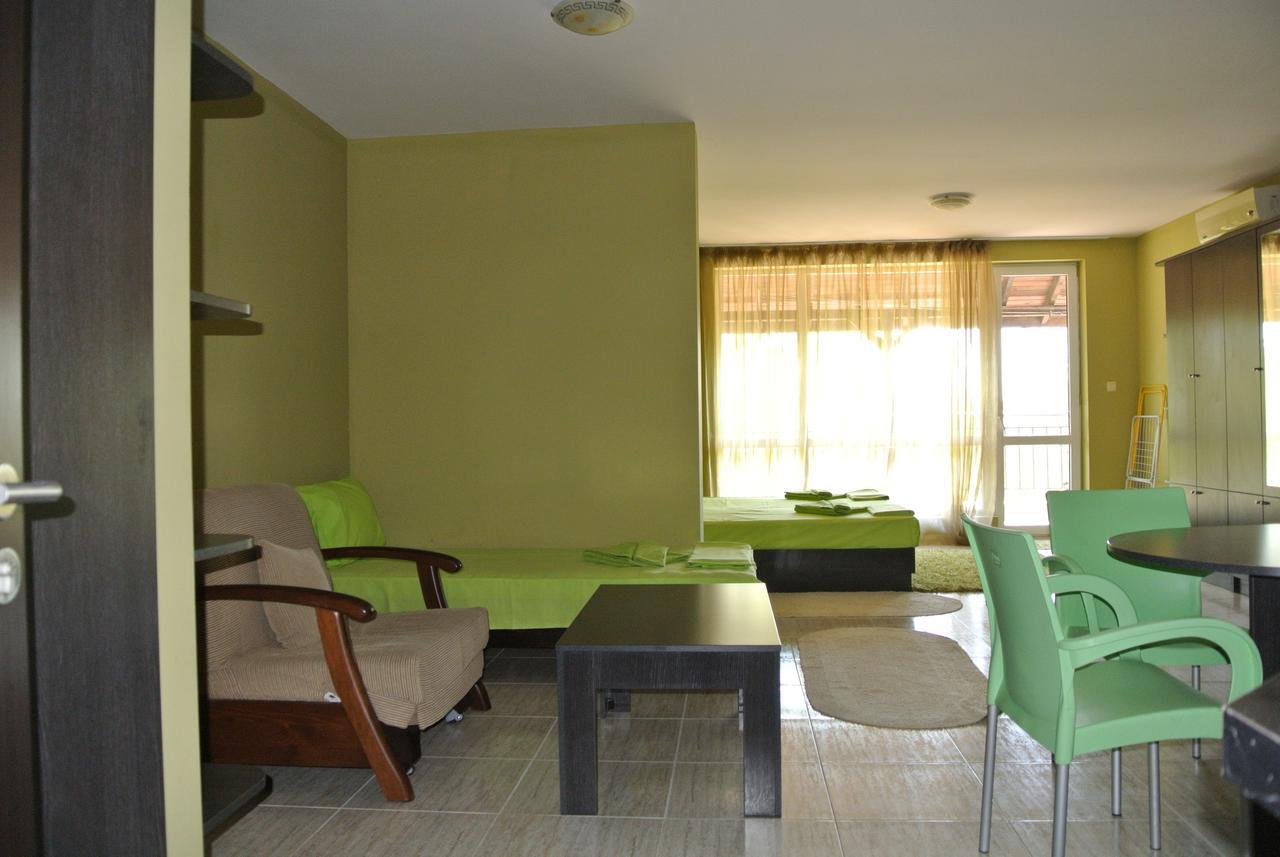 St. Sofia Apartments - Official Rental ซันนีบีช ภายนอก รูปภาพ