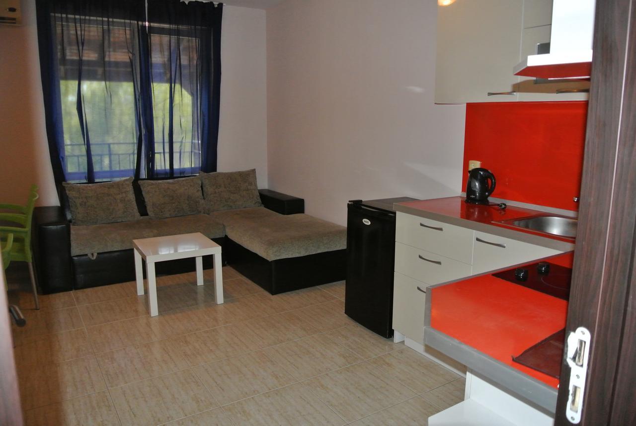 St. Sofia Apartments - Official Rental ซันนีบีช ภายนอก รูปภาพ