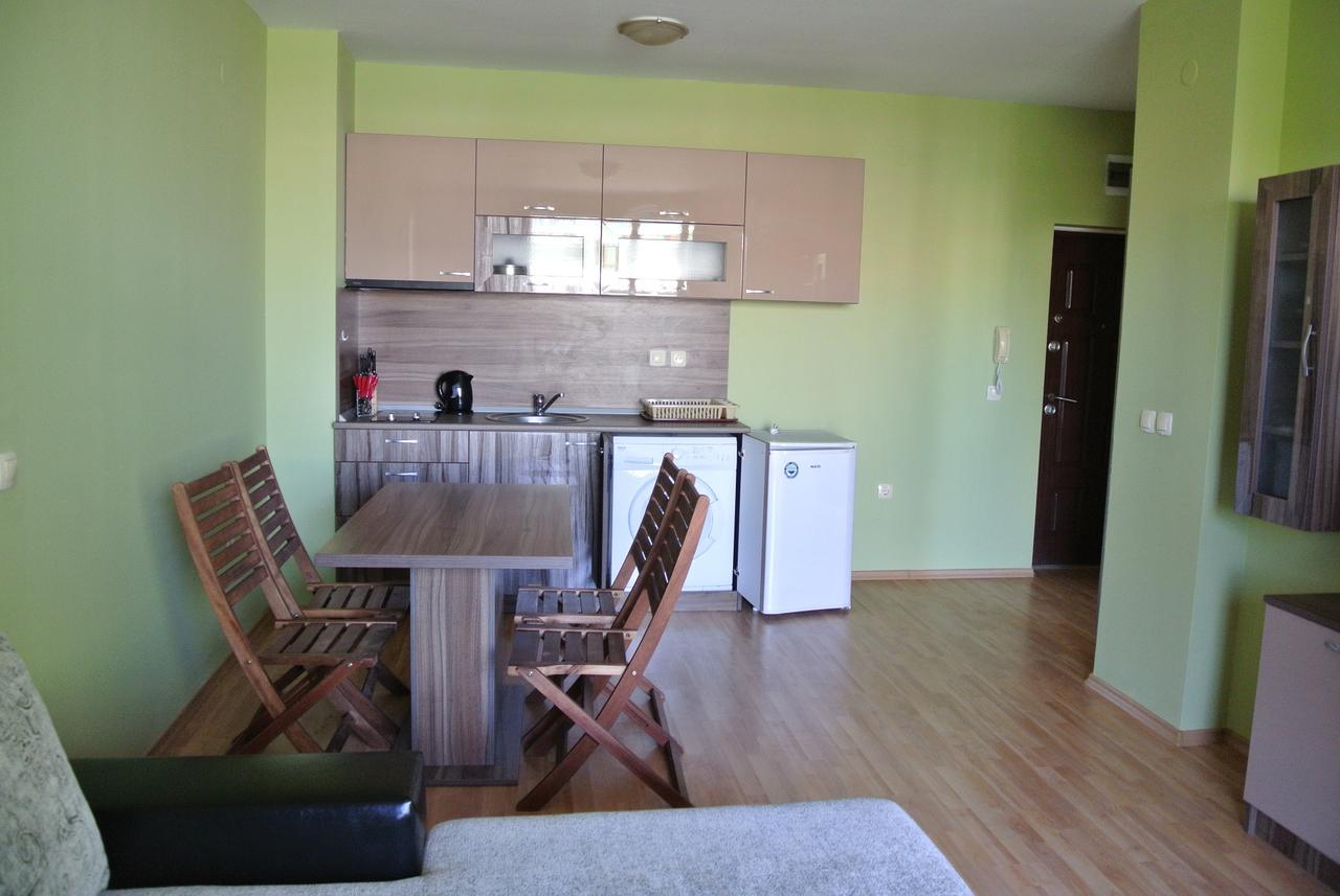 St. Sofia Apartments - Official Rental ซันนีบีช ภายนอก รูปภาพ